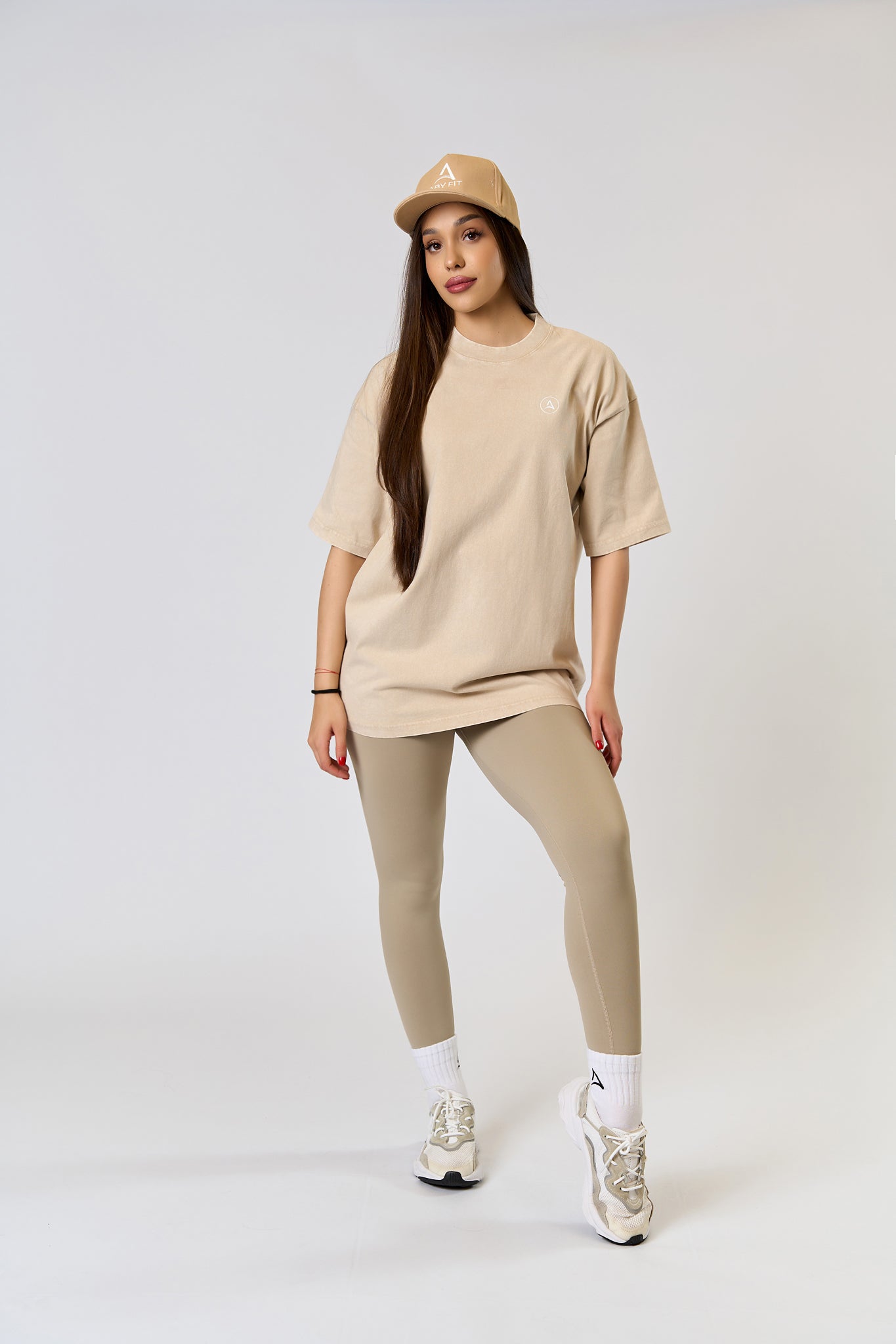 Sapca WHITE LOGO Bej