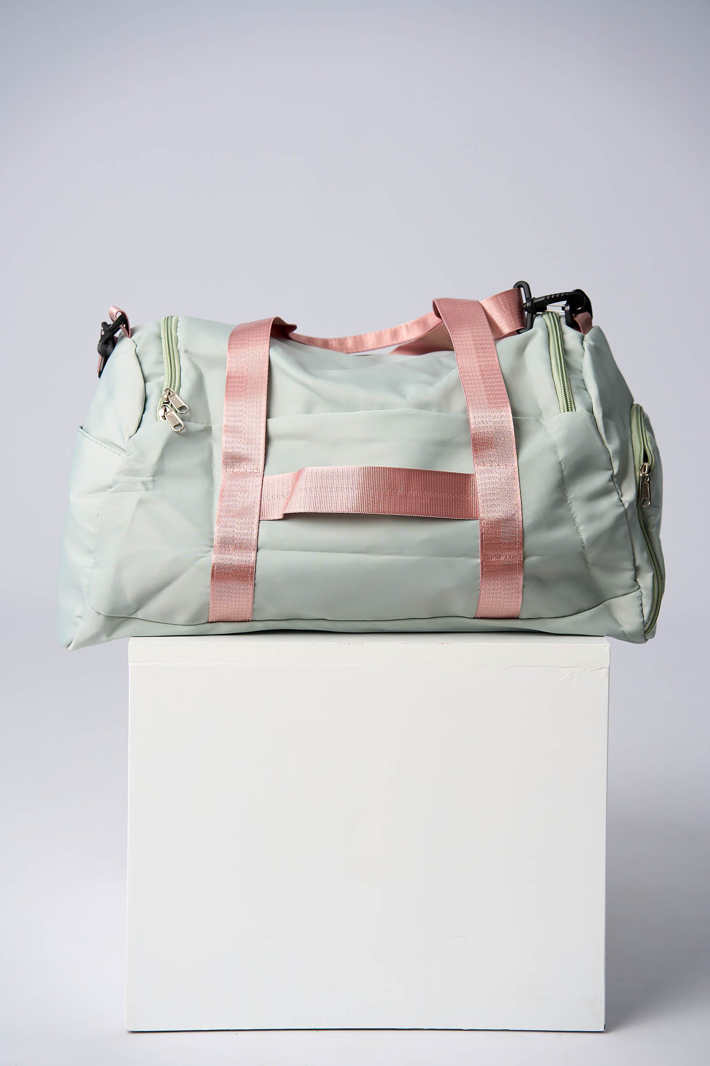 #Culoare_Verde-Menta