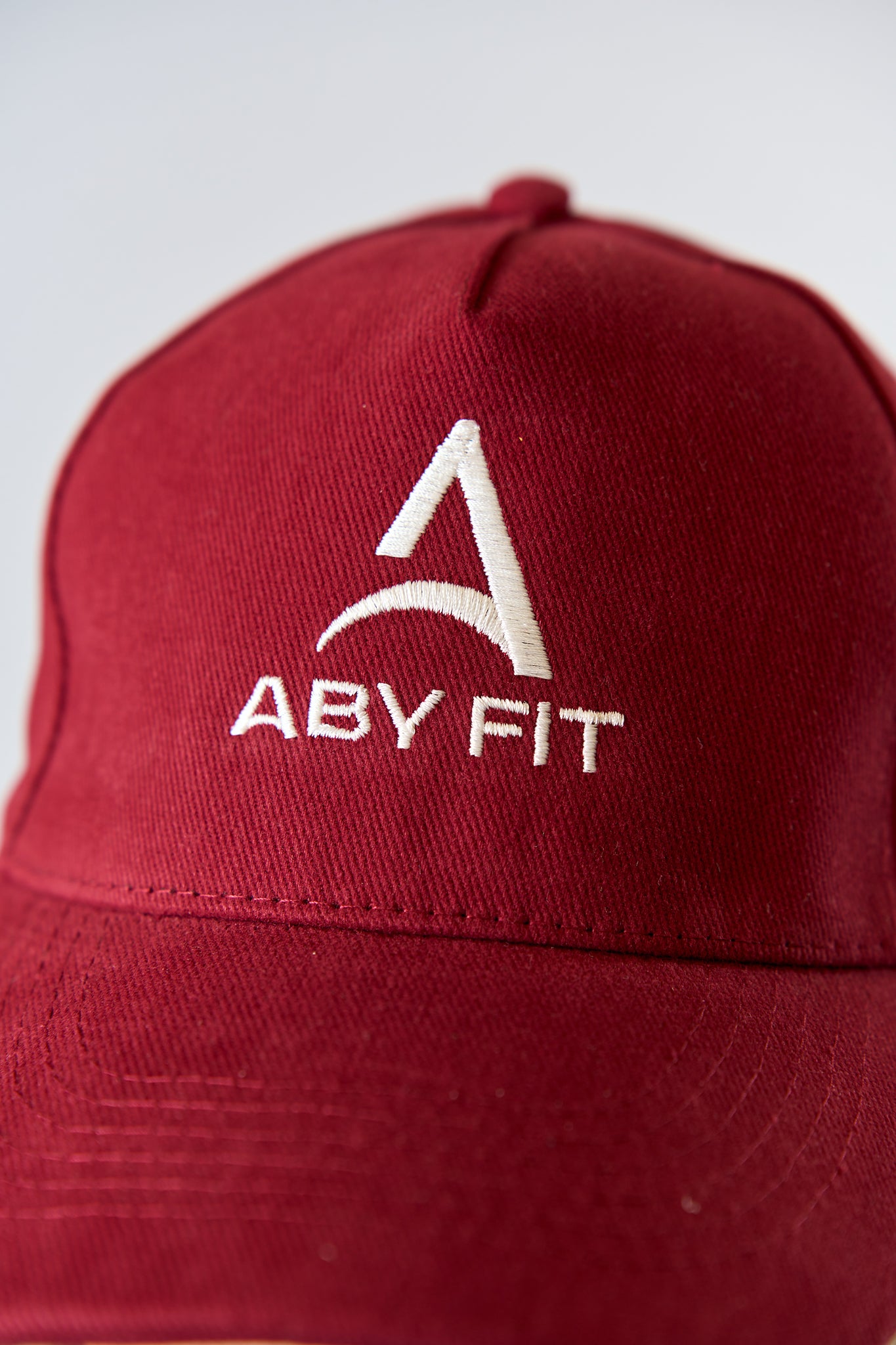 Sapca WHITE LOGO Visinie