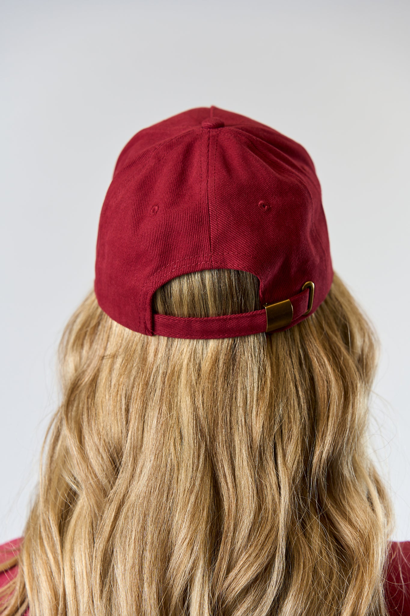 Sapca WHITE LOGO Visinie