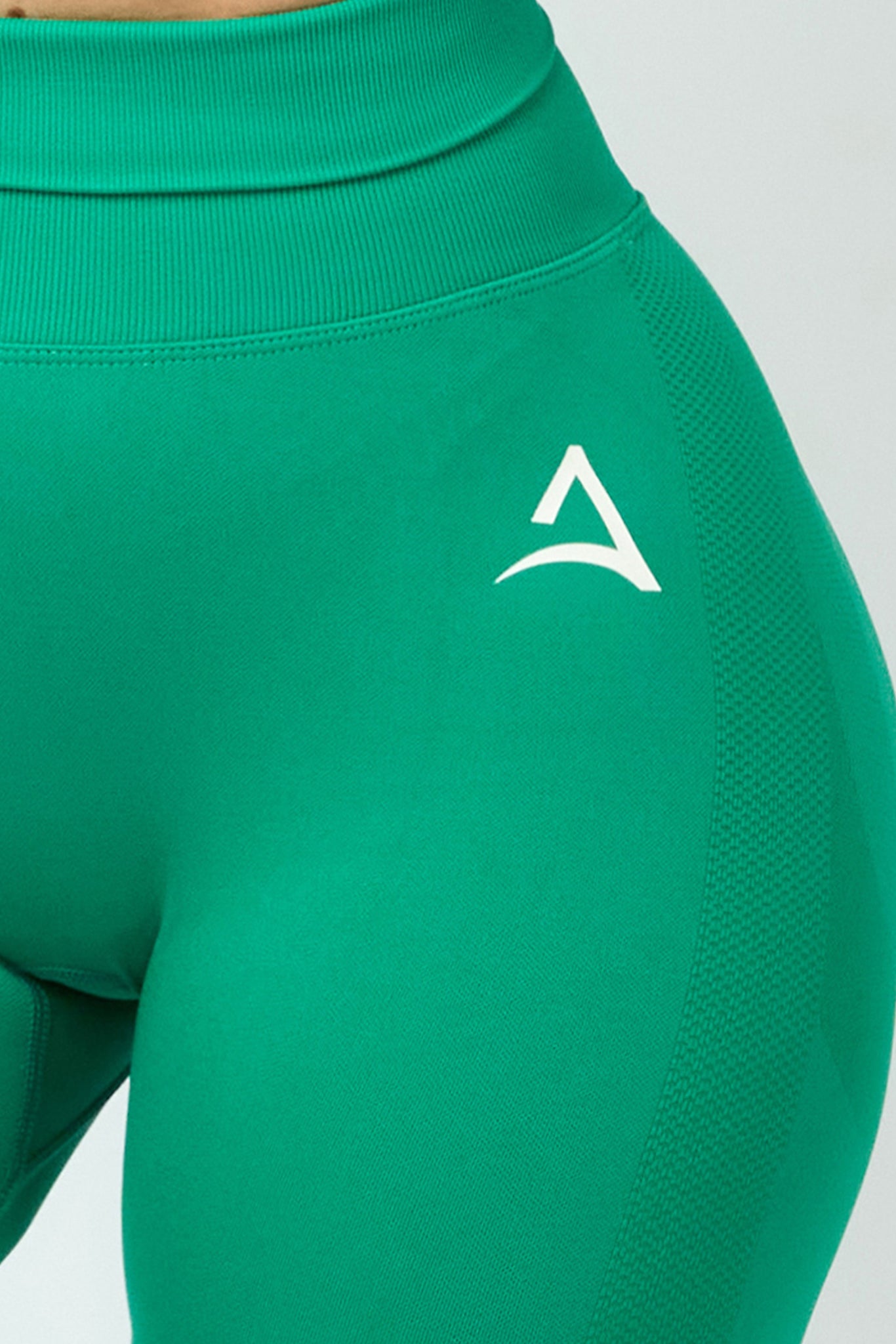 Colanti SEAMLESS SHORT Verzi