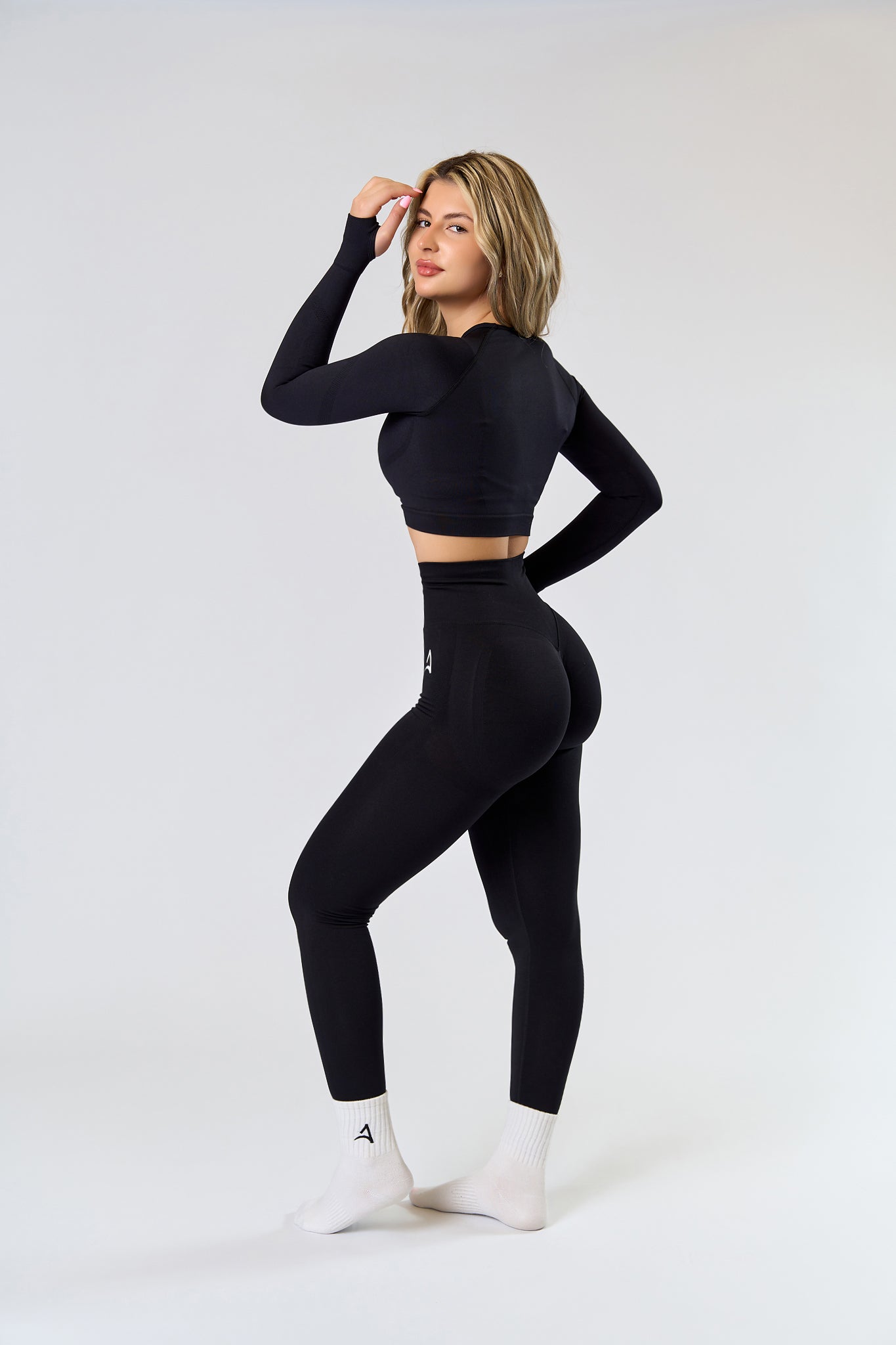 Top SEAMLESS LONG Negru