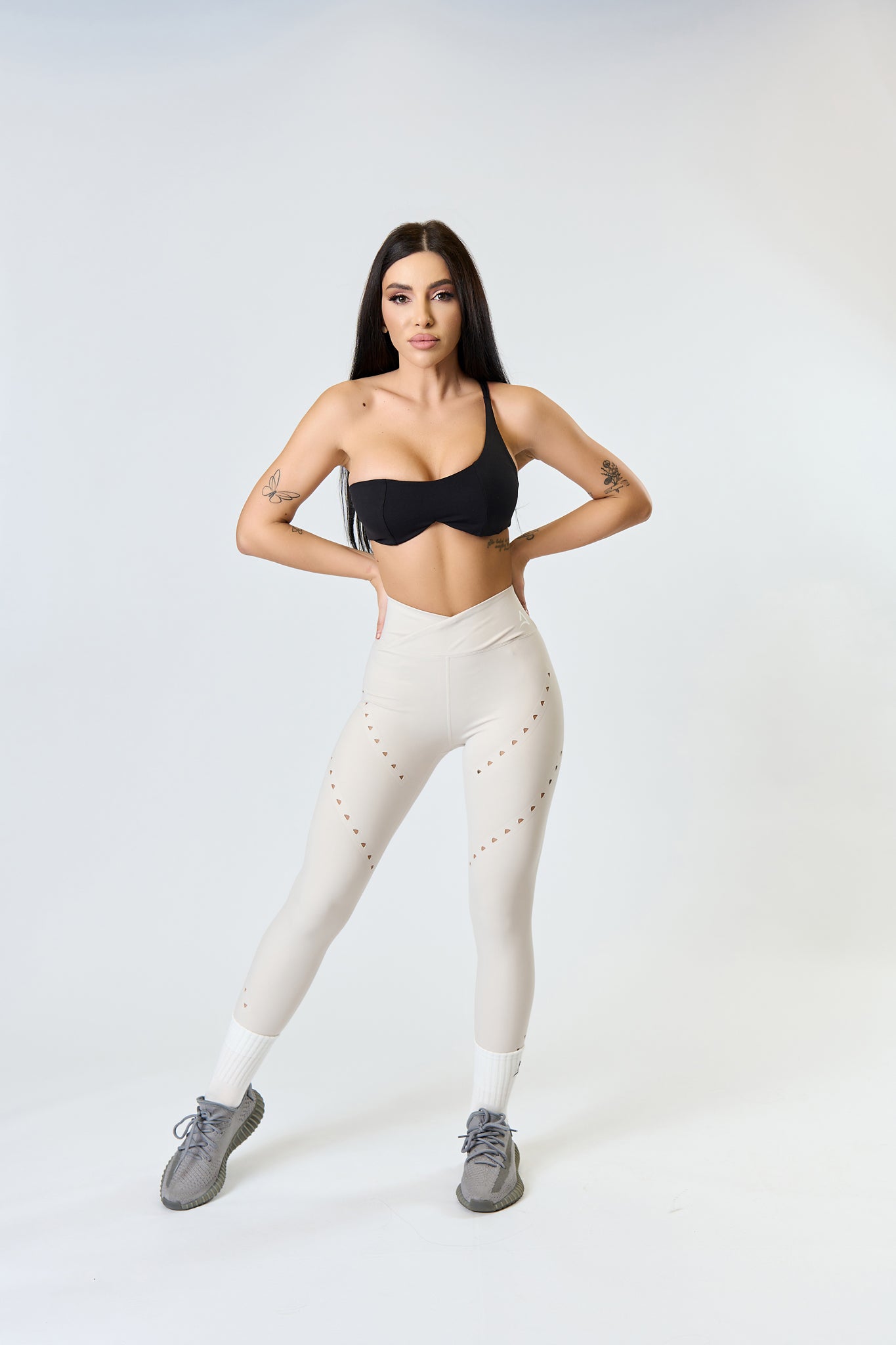 Bustiera SOFT GLOW Neagra
