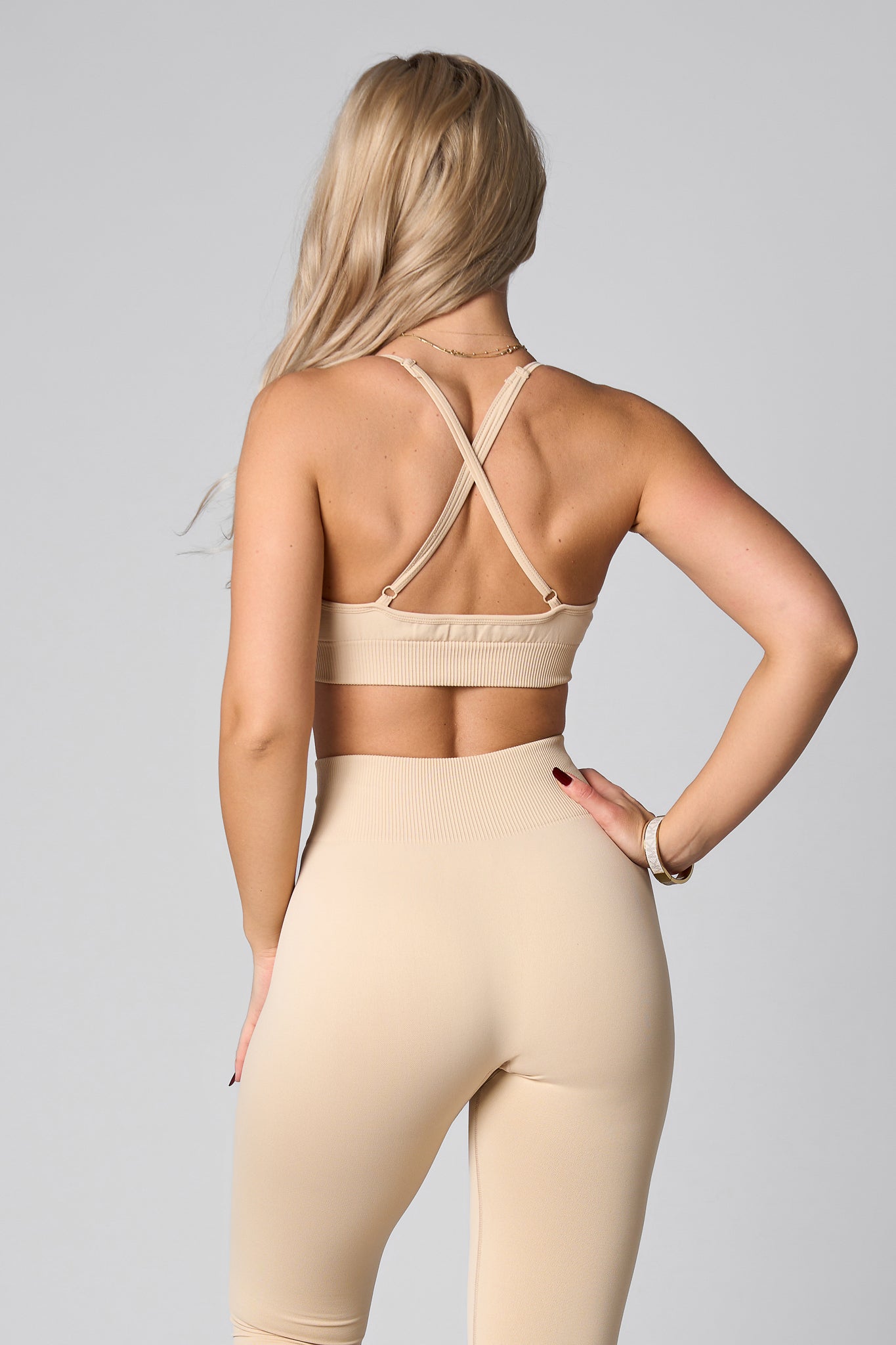#Culoare_Bej